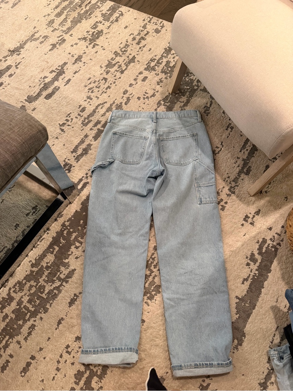 Old Navy Light Wash Straight-Leg Jeans - Picture 2 of 4